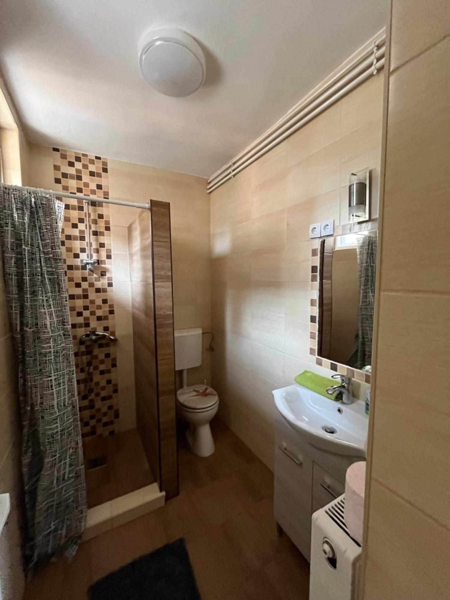 Tahiti Garden Apartman Hajdúszoboszló Eksteriør billede